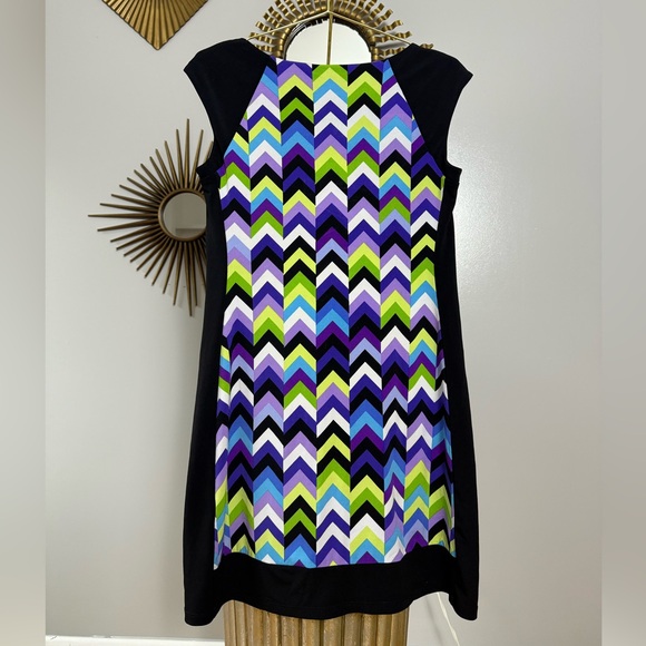 Maggy L - Chevron Mini Dress - Black, Purple, Green, Blue. - Picture 4 of 4